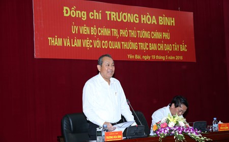 Phó Thủ tướng Trương Hòa Bình làm việc với Ban Chỉ đạo Tây Bắc