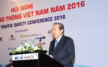 Phó Thủ tướng 'đặt hàng' các nhà khoa học về giải pháp bảo đảm ATGT
