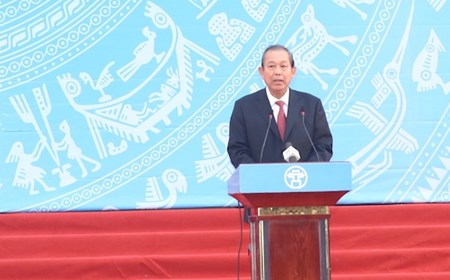 Phó Thủ tướng Thường trực phát động Năm an toàn giao thông 2017