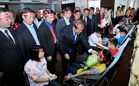 Lan tỏa thêm nhiều “Chủ nhật Đỏ”