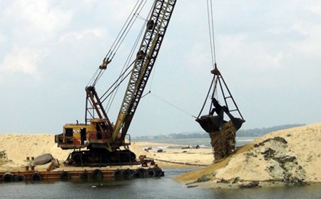 Tăng cường quản lý hoạt động khai thác cát, sỏi