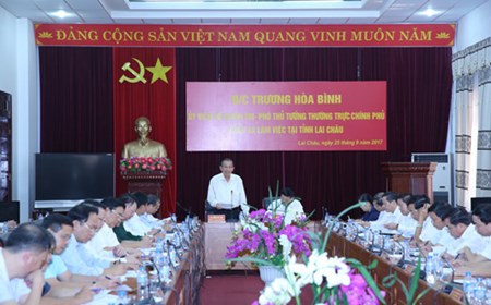 Đẩy nhanh tiến độ xây dựng đường nối Lai Châu với cao tốc Hà Nội - Lào Cai