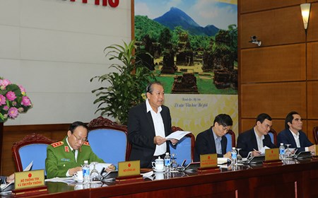 Đơn giản hóa thủ tục, giấy tờ phải đúng trọng tâm, nhu cầu của nhân dân