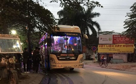 Kiểm tra phản ánh về tình trạng "xe dù, bến cóc"