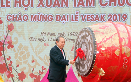 Phó Thủ tướng dự Lễ khai hội Chùa Tam Chúc