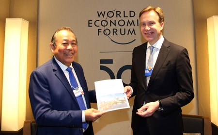 Phó Thủ tướng Thường trực tiếp Chủ tịch điều hành WEF