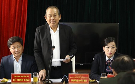 Phó Thủ tướng Thường trực thăm, chúc Tết cán bộ Ban Tiếp công dân Trung ương