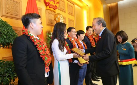 Phải thực sự là những người 'nghe dân nói, nói dân hiểu, làm dân tin'