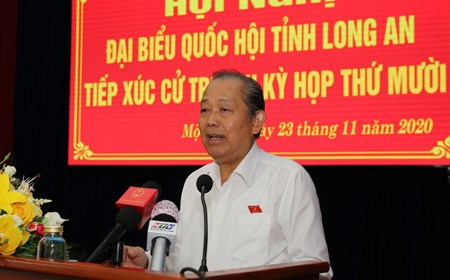 Phó Thủ tướng tiếp xúc cử tri huyện Mộc Hóa (Long An)