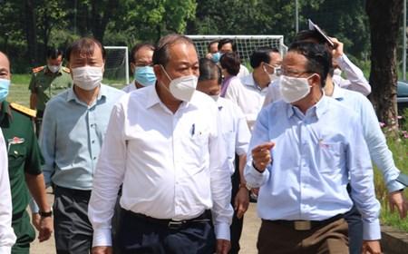Phó Thủ tướng Thường trực kiểm tra công tác chống dịch COVID-19 tại TPHCM