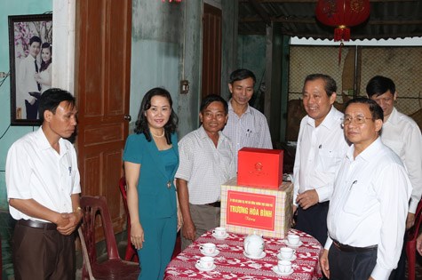 Phó Thủ tướng Thường trực kiểm tra công tác bồi thường thiệt hại tại Hà Tĩnh - ảnh 2