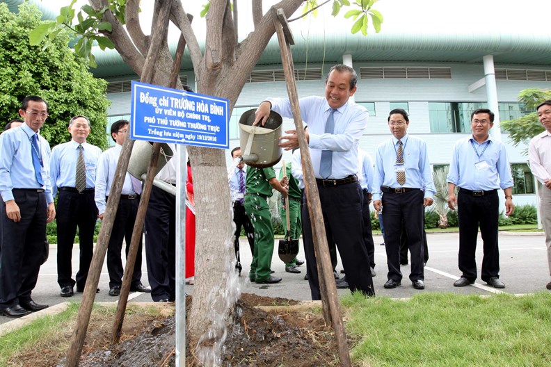 Phó Thủ tướng Thường trực thăm Học viện Cán bộ TPHCM - ảnh 2