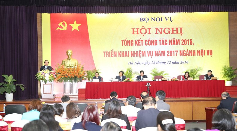 Phó Thủ tướng Thường trực: Xoá bỏ tình trạng 'bổ nhiệm đúng quy trình' người không xứng đáng - ảnh 2
