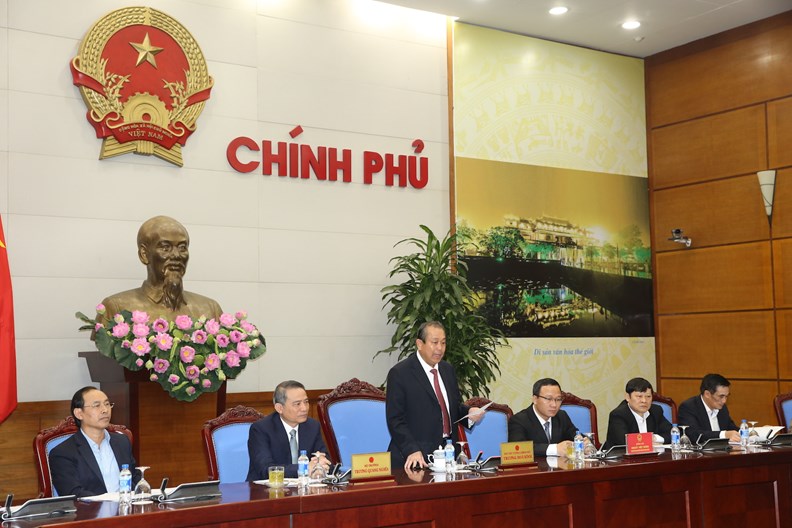 Xử lý nghiêm người vi phạm giao thông xin xỏ, người thực thi công vụ vòi vĩnh - ảnh 1