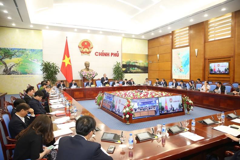 Xử lý nghiêm người vi phạm giao thông xin xỏ, người thực thi công vụ vòi vĩnh - ảnh 2