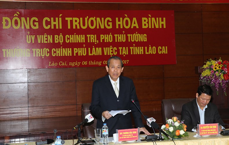 Phó Thủ tướng Thường trực thị sát công tác chống buôn lậu tại Lào Cai - ảnh 1