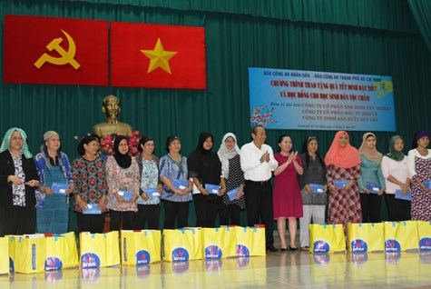 Cấp ủy, chính quyền cần chăm lo đời sống gia đình chính sách, người nghèo - ảnh 2
