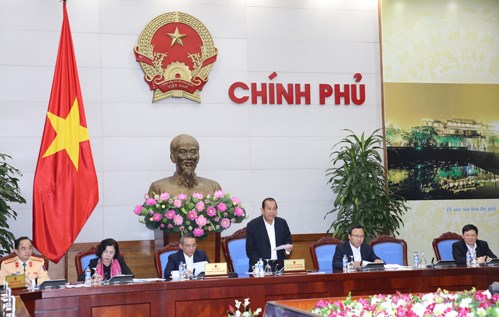 Phó Thủ tướng Thường trực gửi lời chia buồn đến gia đình các nạn nhân vụ TNGT tại Hà Nam - ảnh 1