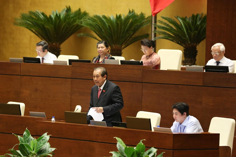 Phó Thủ tướng Thường trực Chính phủ giải đáp nhiều câu hỏi ‘nóng’ của ĐBQH - ảnh 1