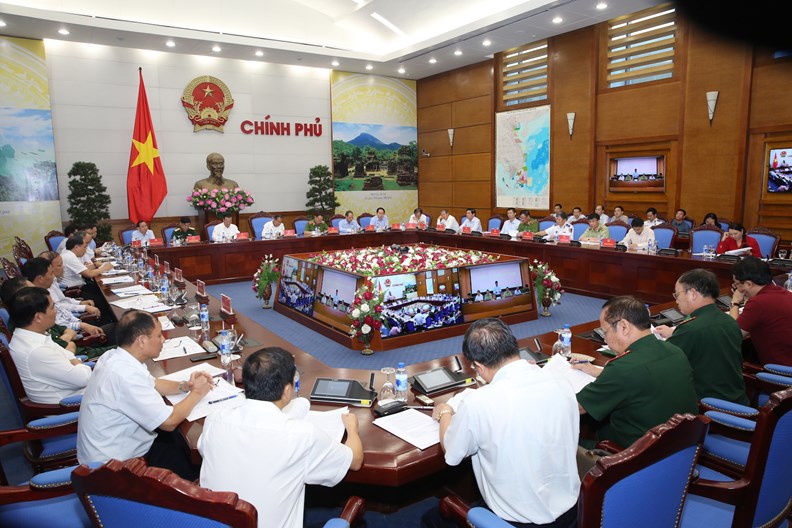 Đánh trúng đầu nậu, xử lý nghiêm các hành vi buôn lậu, gian lận thương mại - ảnh 2