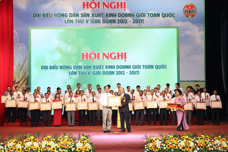 Phó Thủ tướng Thường trực Chính phủ dự Hội nghị nông dân sản xuất, kinh doanh giỏi - ảnh 2