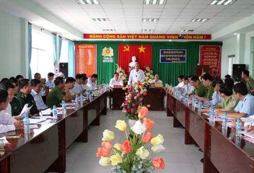 Phó Thủ tướng kiểm tra công tác phòng, chống buôn lậu tại Long An - ảnh 1