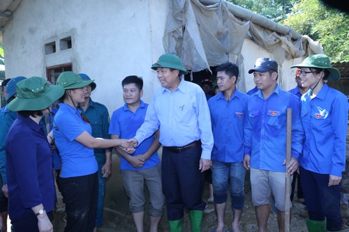 Phó Thủ tướng Thường trực chỉ đạo khắc phục hậu quả mưa lũ ở Yên Bái - ảnh 4