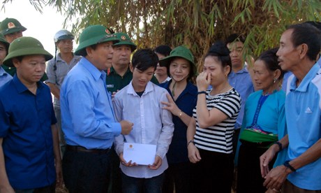 Phó Thủ tướng Thường trực chỉ đạo khắc phục hậu quả mưa lũ ở Yên Bái - ảnh 3