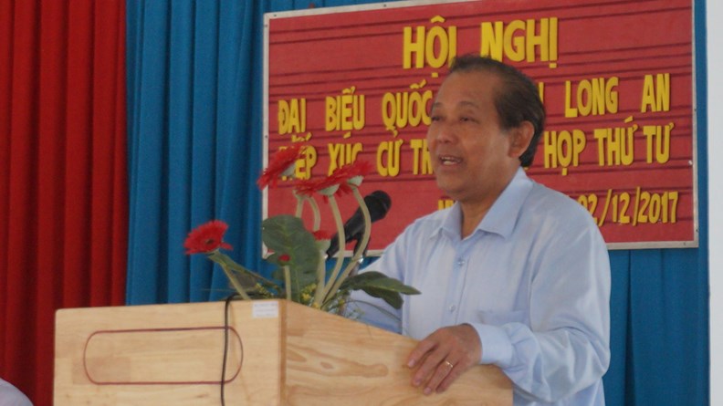 Phó Thủ tướng Thường trực Trương Hòa Bình tiếp xúc cử tri tại Long An - ảnh 1