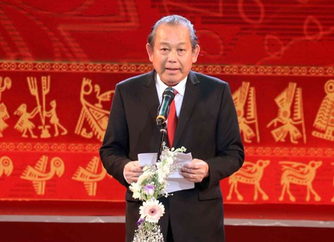 Phó Thủ tướng Thường trực dự lễ tuyên dương học HSSV dân tộc thiểu số xuất sắc - ảnh 1