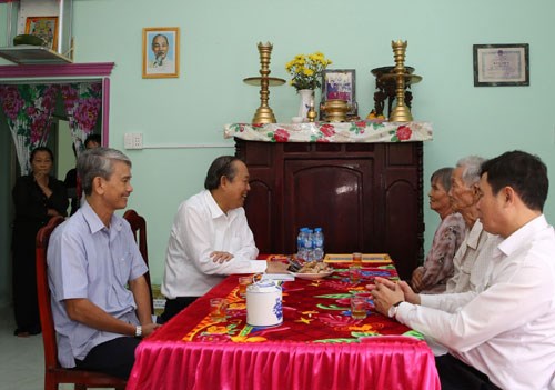 Phó Thủ tướng Thường trực tiếp xúc cử tri Đức Hòa, Long An - ảnh 2