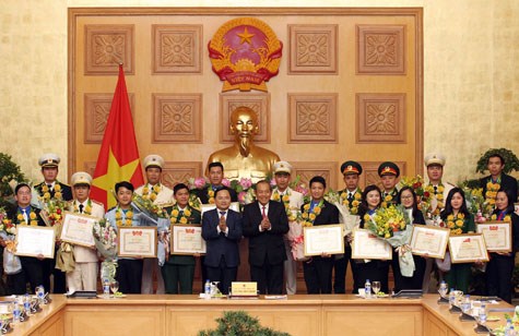Cán bộ, công chức trẻ phải là lực lượng xung kích, đi đầu - ảnh 1