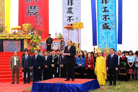Phó Thủ tướng Thường trực xuống đồng cày Tịch điền - ảnh 1