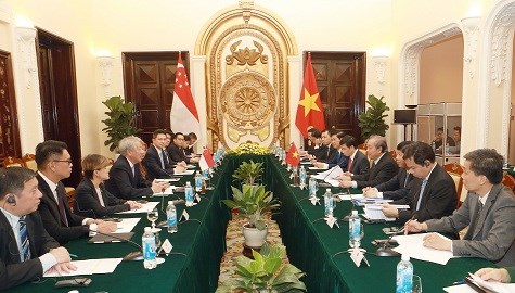 Phó Thủ tướng Trương Hòa Bình hội đàm Phó Thủ tướng Singapore Tiêu Chí Hiền - ảnh 2
