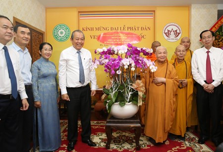 Phó Thủ tướng Trương Hòa Bình chúc mừng lễ Phật đản - ảnh 1