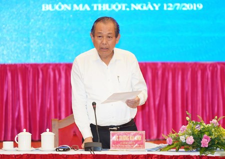 Khắc phục tư tưởng địa phương trong chính sách phát triển vùng - ảnh 1