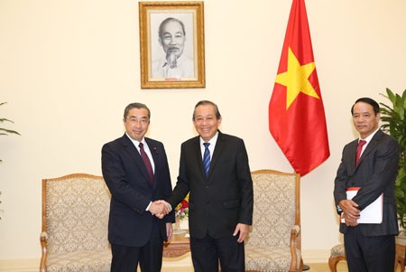 Phó Thủ tướng tiếp Quốc vụ khanh Bộ Nội vụ Nhật Bản - ảnh 1