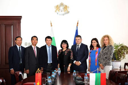 Tăng cường hợp tác Việt Nam-Bulgaria trong lĩnh vực pháp luật - ảnh 2
