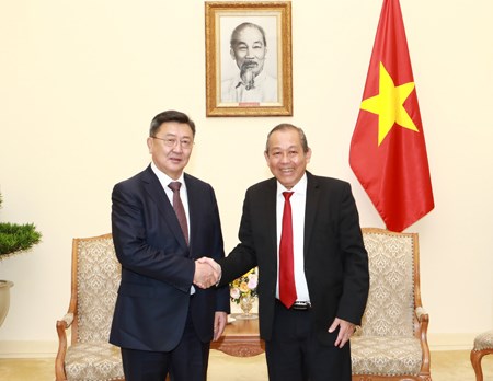 Phó Thủ tướng Thường trực tiếp Bộ trưởng Bộ Quốc phòng Mông Cổ - ảnh 1