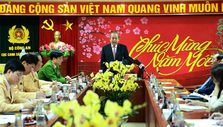 Phó Thủ tướng thăm, chúc Tết một số cơ quan, đơn vị - ảnh 2