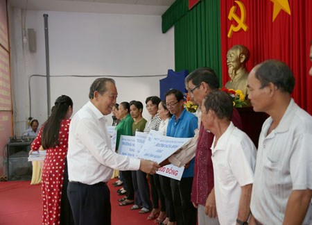 Quan tâm hơn nữa gia đình chính sách, người có công - ảnh 1