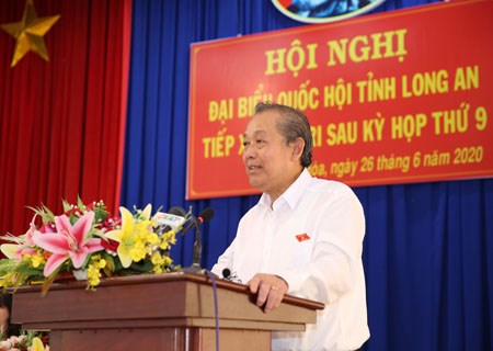 Phó Thủ tướng Thường trực tiếp xúc cử tri tại Long An - ảnh 1