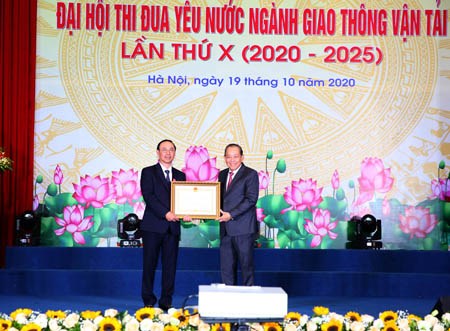 Phó Thủ tướng Thường trực dự Đại hội Thi đua yêu nước ngành GTVT - ảnh 2