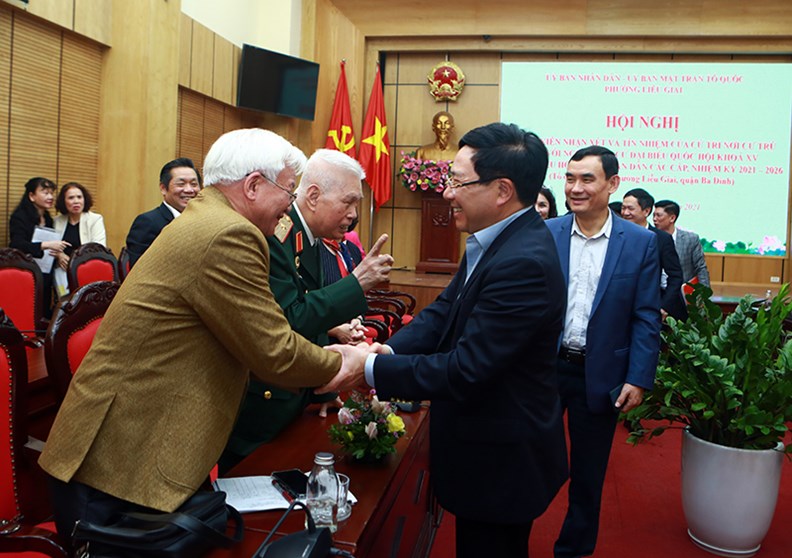 Cử tri phường Liễu Giai tín nhiệm Phó Thủ tướng Phạm Bình Minh ứng cử ĐBQH - ảnh 1