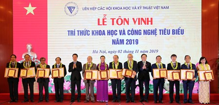 Khơi dậy nguồn lực trí tuệ qua cơ chế, chính sách cụ thể - ảnh 2