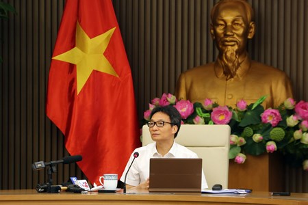Muốn mở cửa bầu trời, biên giới thì phải thay đổi chiến lược xét nghiệm - ảnh 1