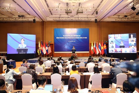 Nhân lực cho tương lai cần cơ chế mới - ảnh 2