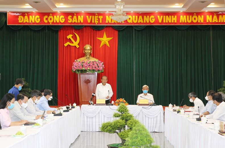 Phó Thủ tướng Trương Hòa Bình kiểm tra phòng, chống dịch tại Đồng Nai - ảnh 2